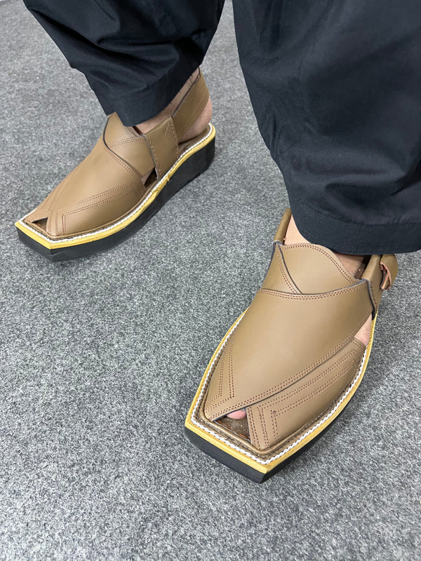 Kaptan Chappal Light Brown